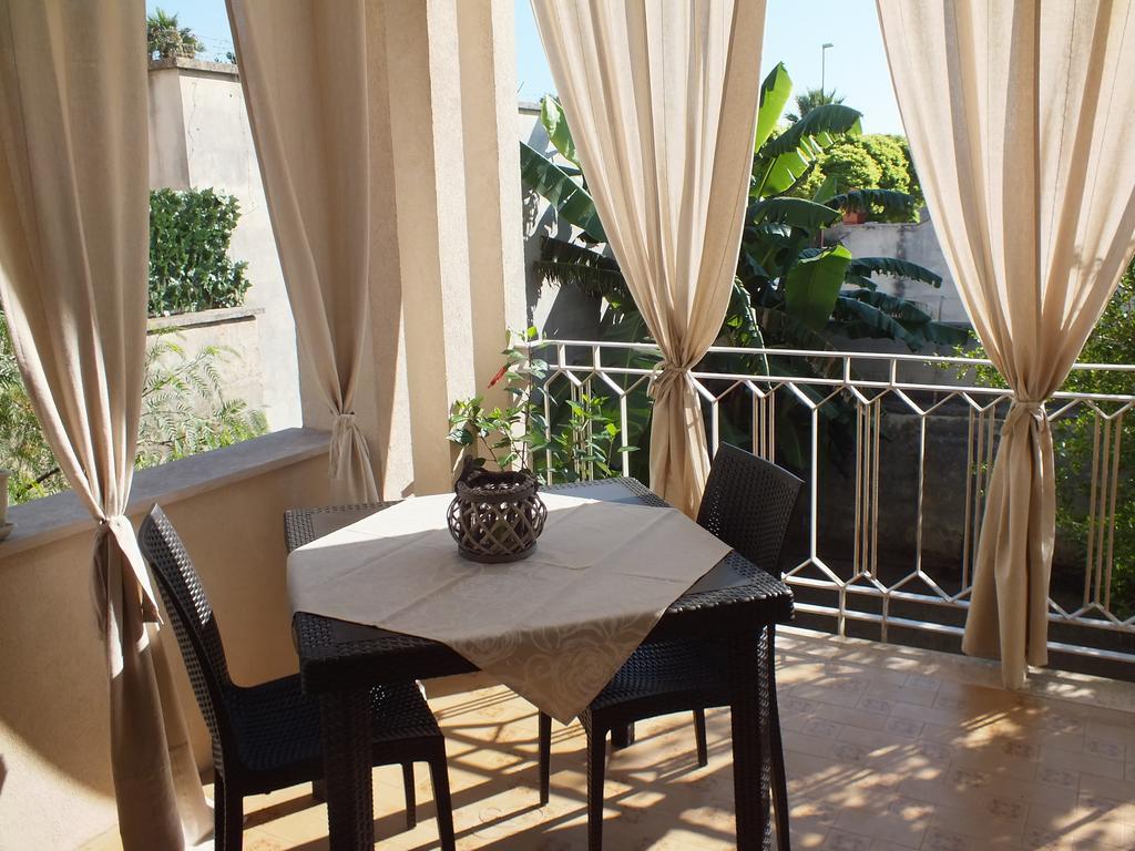 Villa Lazzari B&B Tra I Due Mari Maglie Chambre photo